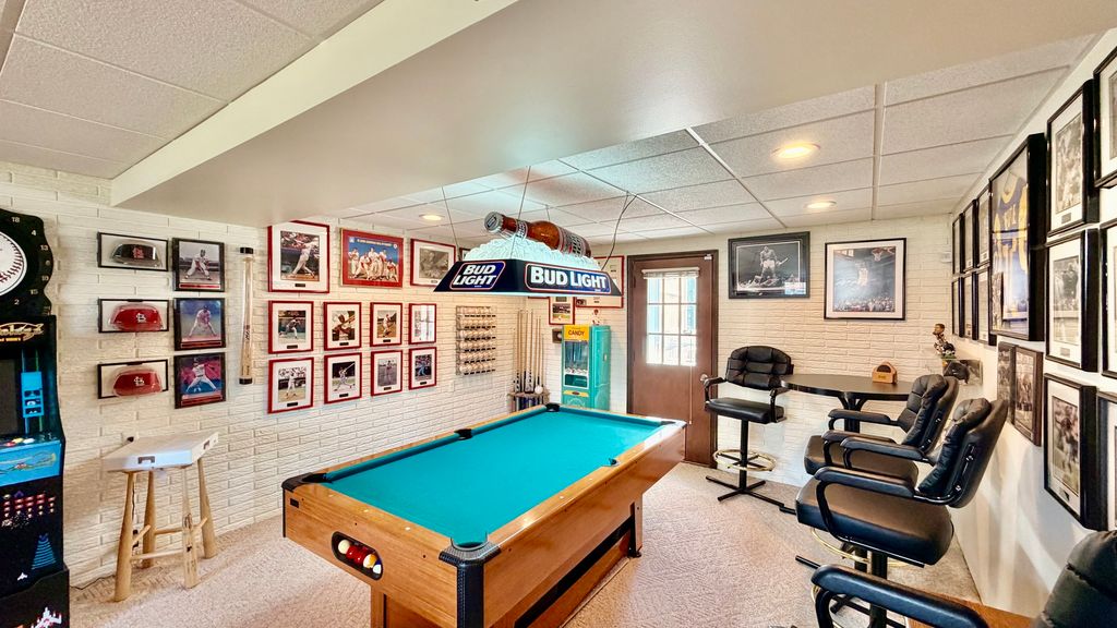 Image 16 of property listing at 545 Meadowbrook, Centralia, IL 62801
