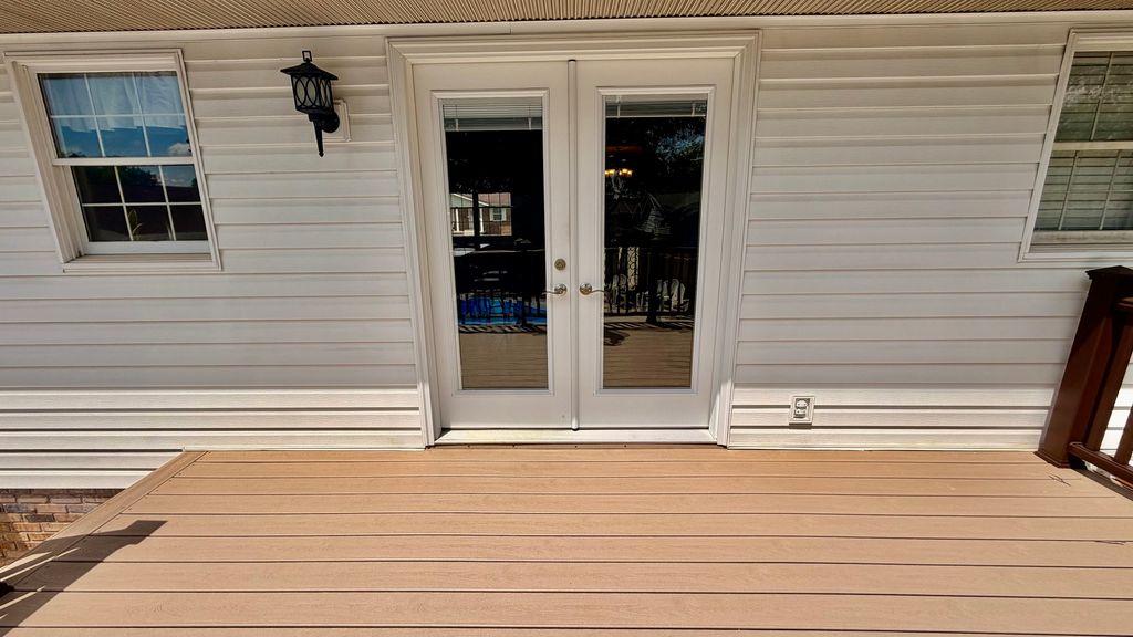 Image 20 of property listing at 545 Meadowbrook, Centralia, IL 62801