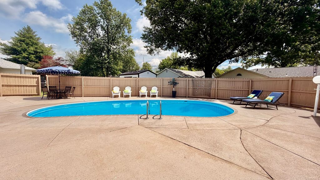 Image 22 of property listing at 545 Meadowbrook, Centralia, IL 62801