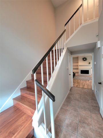 7447 Cambridge Street 30, Houston, TX 77054