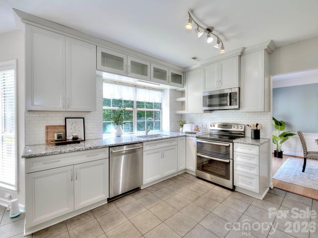 11206 Longhedge Lane, Charlotte, NC 28273