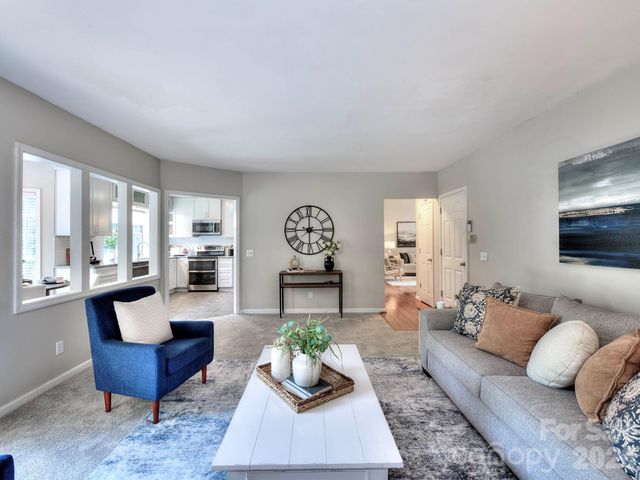 11206 Longhedge Lane, Charlotte, NC 28273