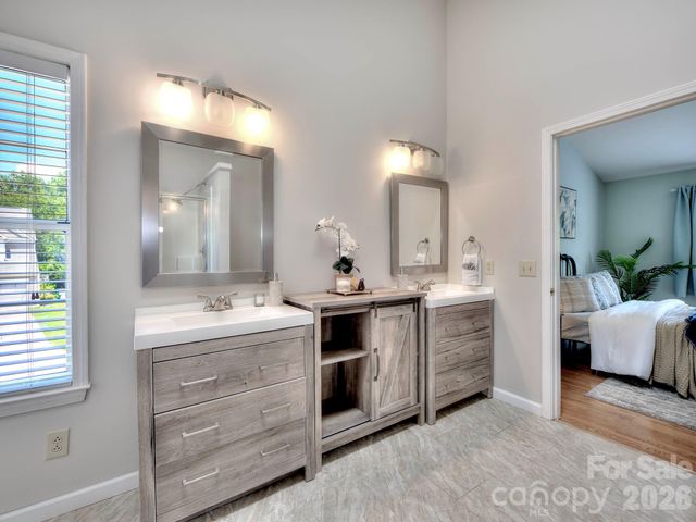 11206 Longhedge Lane, Charlotte, NC 28273