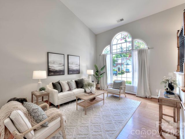 11206 Longhedge Lane, Charlotte, NC 28273