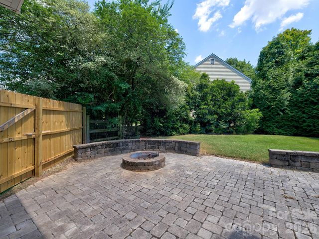 11206 Longhedge Lane, Charlotte, NC 28273