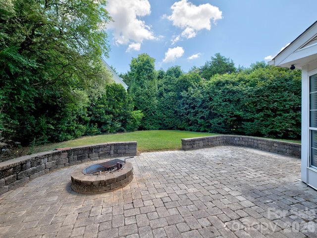 11206 Longhedge Lane, Charlotte, NC 28273