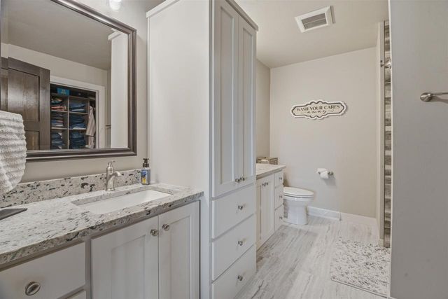W7008 JACLYN LANE, Greenville, WI 54942