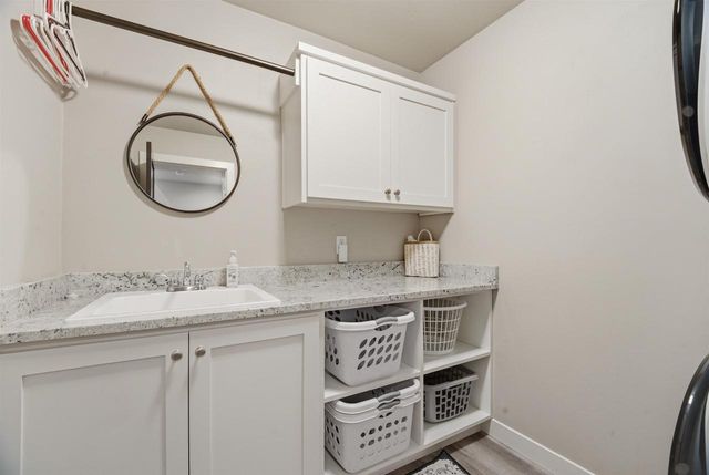W7008 JACLYN LANE, Greenville, WI 54942