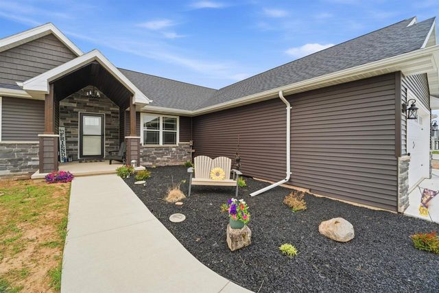 W7008 JACLYN LANE, Greenville, WI 54942