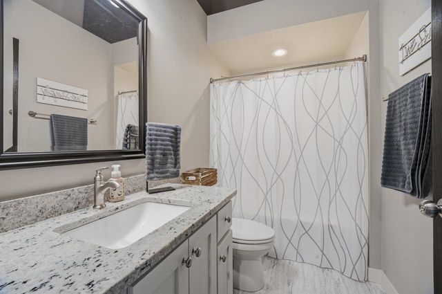 W7008 JACLYN LANE, Greenville, WI 54942