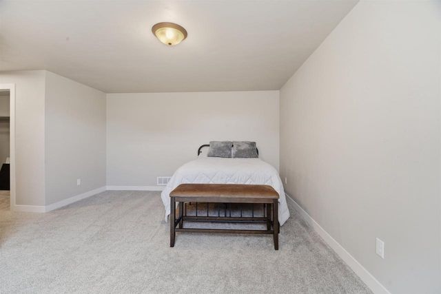 W7008 JACLYN LANE, Greenville, WI 54942
