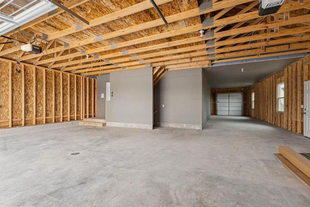 W7008 JACLYN LANE, Greenville, WI 54942