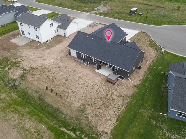 W7008 JACLYN LANE, Greenville, WI 54942