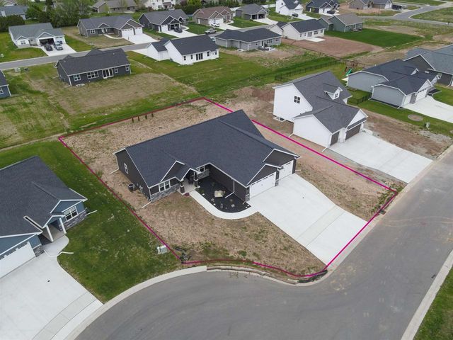 W7008 JACLYN LANE, Greenville, WI 54942
