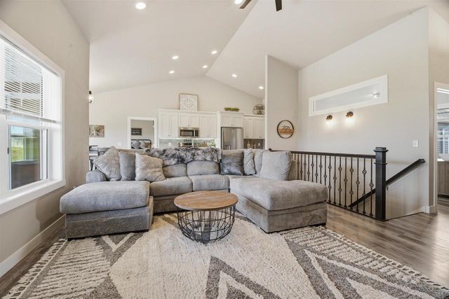 W7008 JACLYN LANE, Greenville, WI 54942