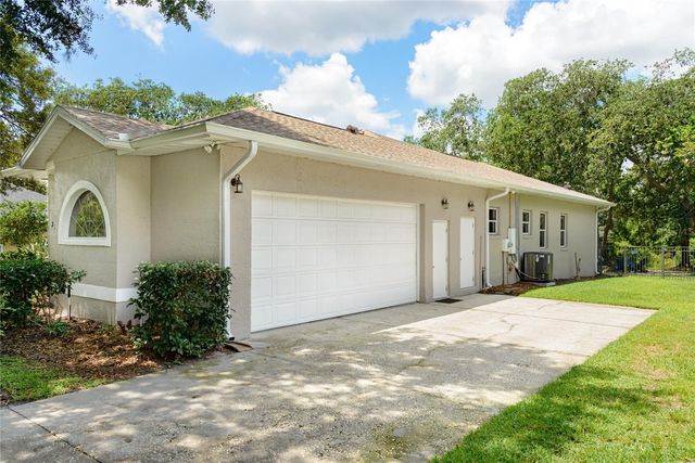 370 S LOST LAKE LANE, Casselberry, FL 32707