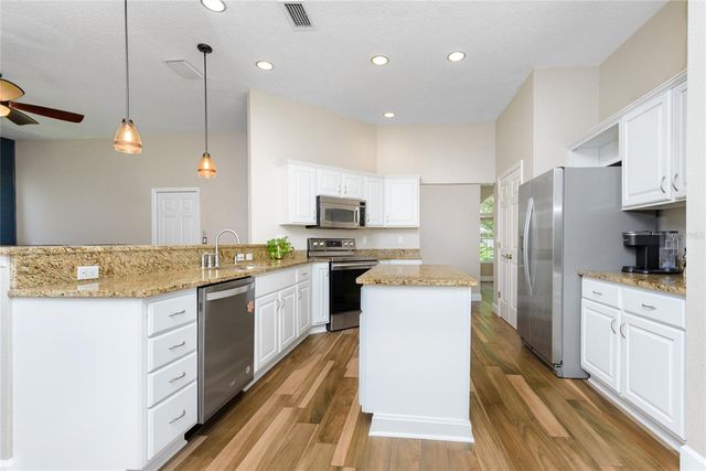 370 S LOST LAKE LANE, Casselberry, FL 32707