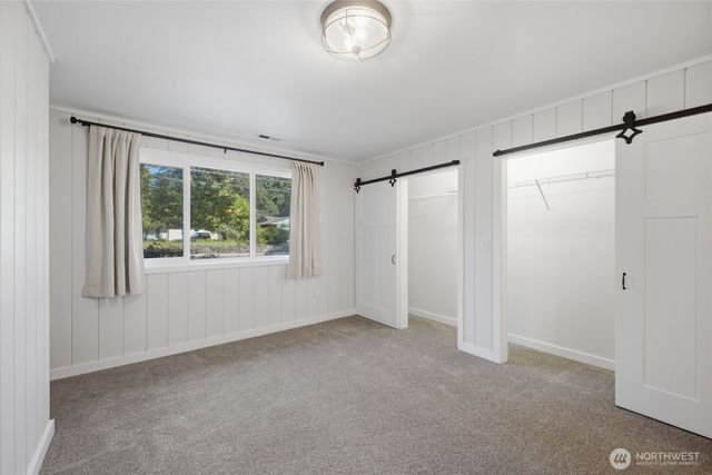 9808 Hipkins Road SW, Lakewood, WA 98498