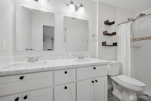 9808 Hipkins Road SW, Lakewood, WA 98498