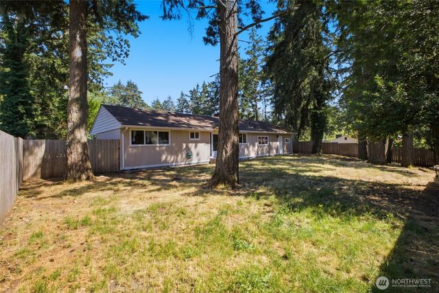 9808 Hipkins Road SW, Lakewood, WA 98498
