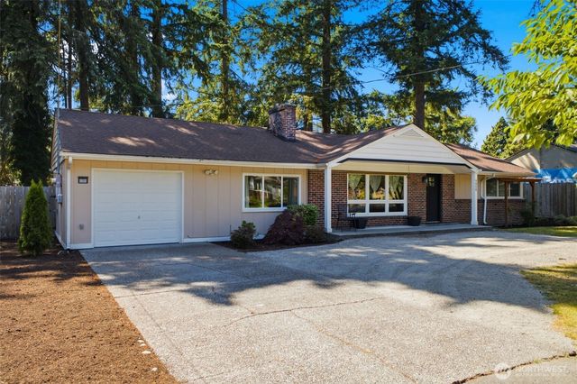 9808 Hipkins Road SW, Lakewood, WA 98498