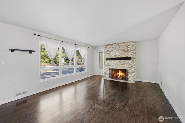 9808 Hipkins Road SW, Lakewood, WA 98498