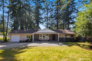 9808 Hipkins Road SW, Lakewood, WA 98498