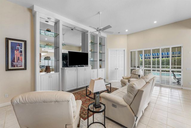 4786 Orchard Lane, Delray Beach, FL 33445