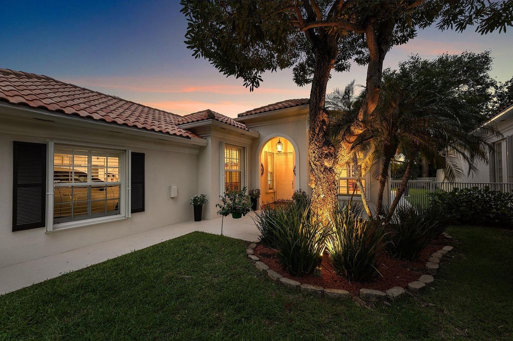 4786 Orchard Lane, Delray Beach, FL 33445