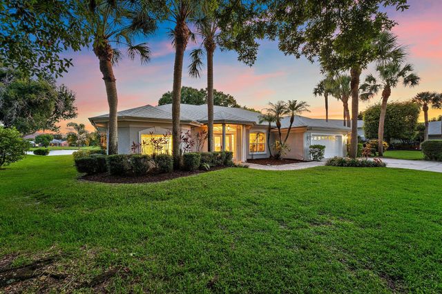 2108 SW Oakwater Point, Palm City, FL 34990
