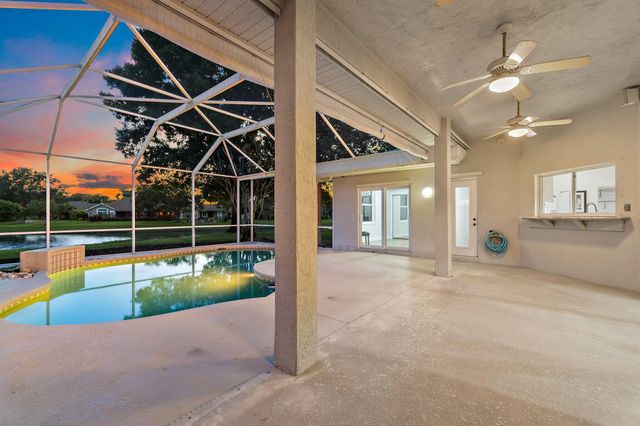 2108 SW Oakwater Point, Palm City, FL 34990