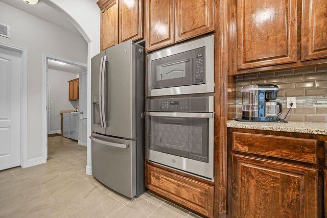 1808 Chesapeake Bay Dr, Portland, TX 78374