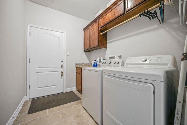 1808 Chesapeake Bay Dr, Portland, TX 78374
