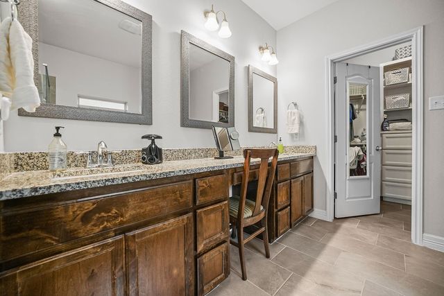 1808 Chesapeake Bay Dr, Portland, TX 78374