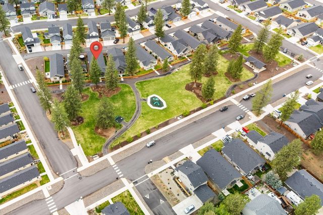 619 N Meadow Lane, Sisters, OR 97759