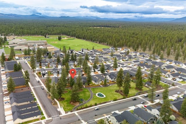 619 N Meadow Lane, Sisters, OR 97759