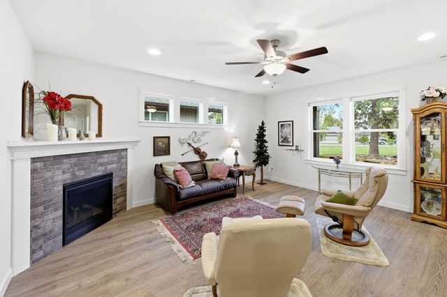 619 N Meadow Lane, Sisters, OR 97759