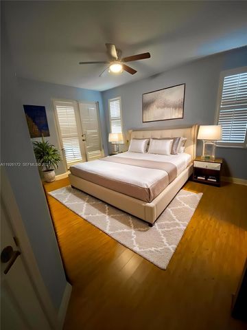 1032 Sequoia Ln, Weston, FL 33327