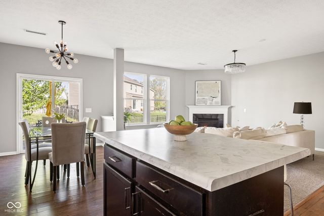 13923 Luxor Chase, Fishers, IN 46038