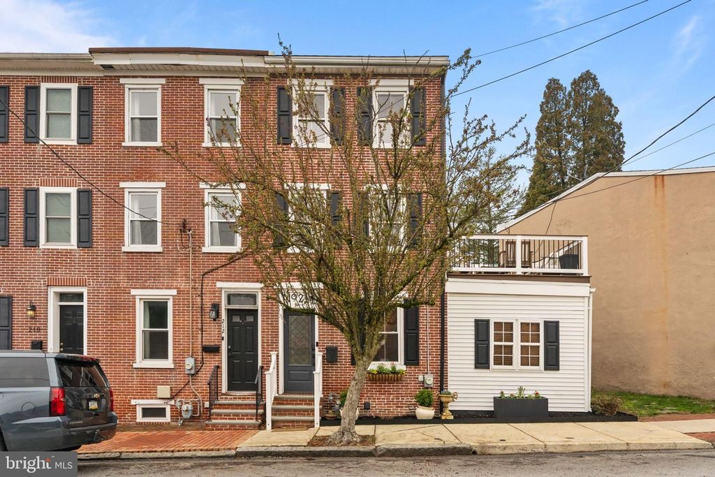 214 N FRANKLIN ST, West Chester, PA 19380