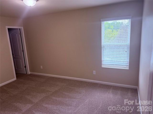14304 Evening Flight Lane, Charlotte, NC 28262