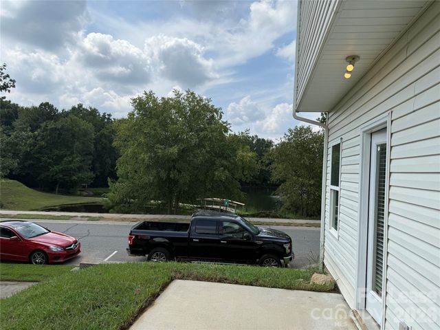 14304 Evening Flight Lane, Charlotte, NC 28262
