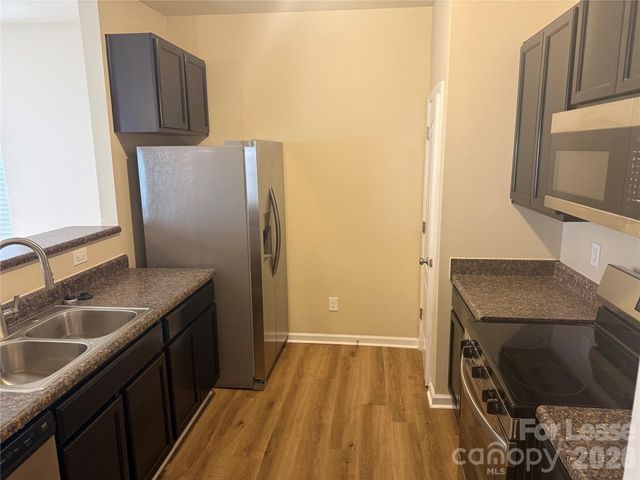 14304 Evening Flight Lane, Charlotte, NC 28262