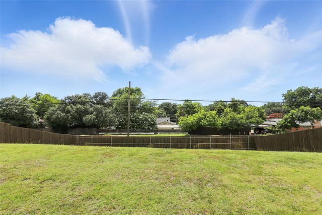 4004 Bendale Road, Benbrook, TX 76116