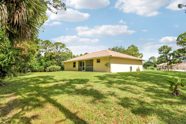 18854 48th Avenue N, The Acreage, FL 33470