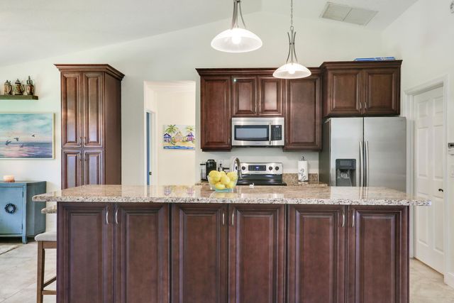 18854 48th Avenue N, The Acreage, FL 33470