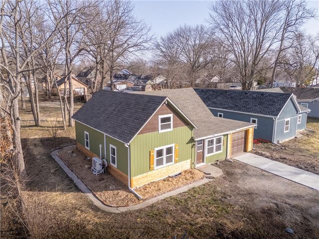322 Front Street, Grain Valley, MO 64029