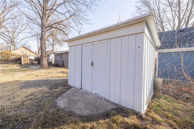 322 Front Street, Grain Valley, MO 64029