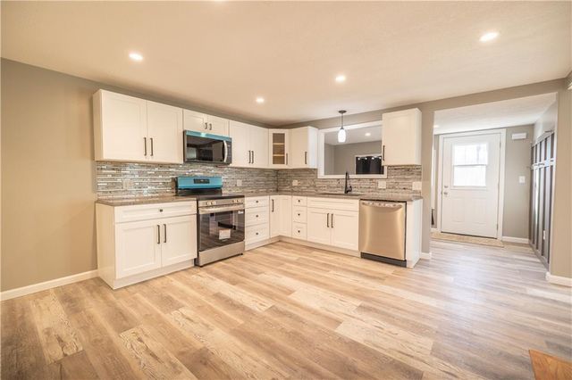 322 Front Street, Grain Valley, MO 64029