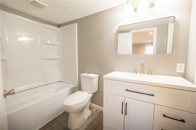 322 Front Street, Grain Valley, MO 64029